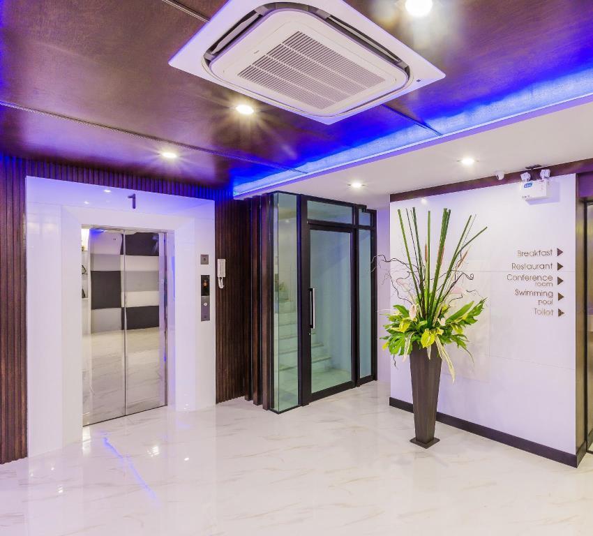 River Front Krabi Hotel מראה חיצוני תמונה
