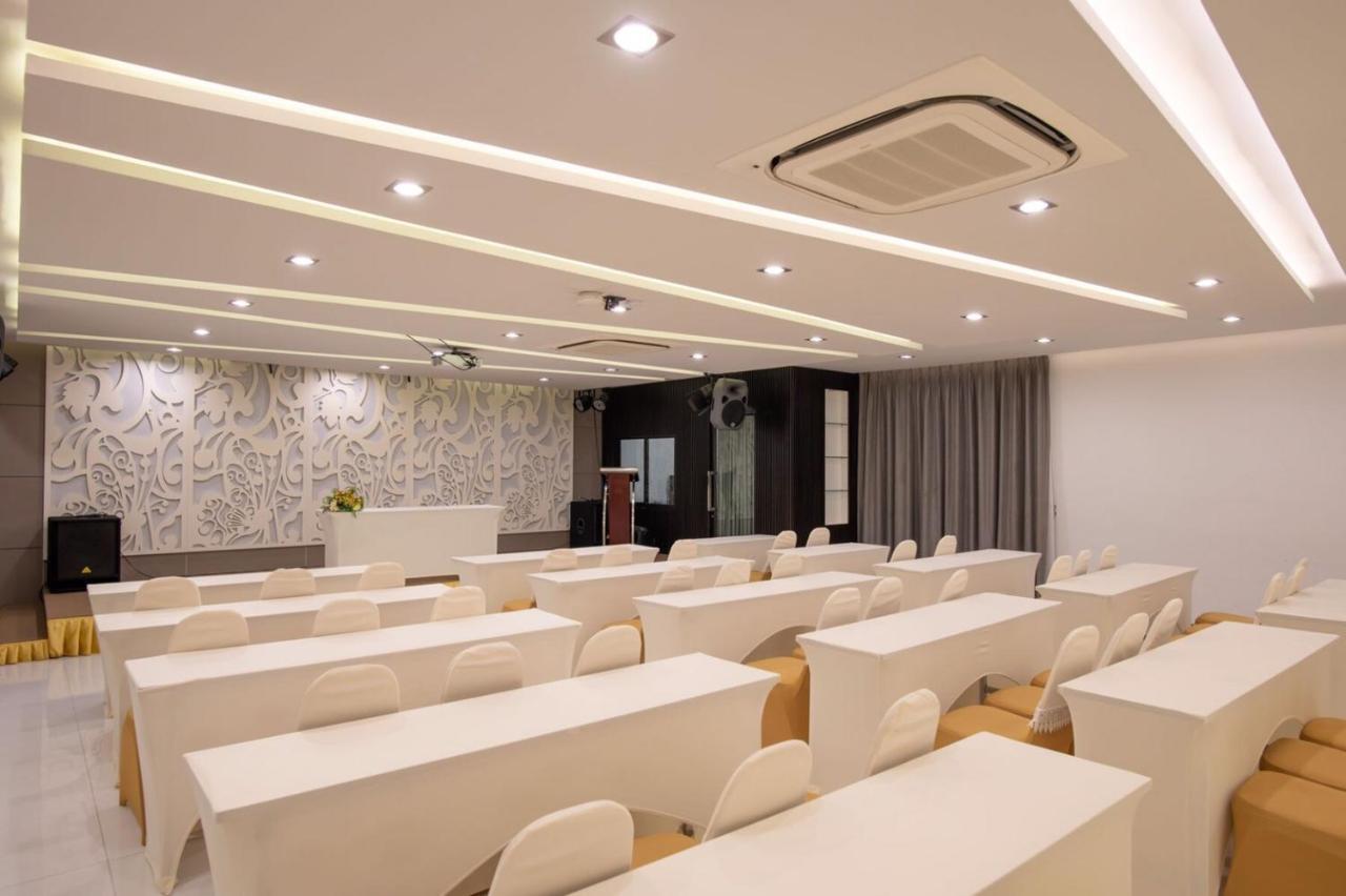River Front Krabi Hotel מראה חיצוני תמונה